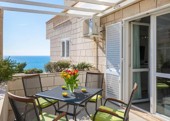 Rosemary * Ντουμπρόβνικ